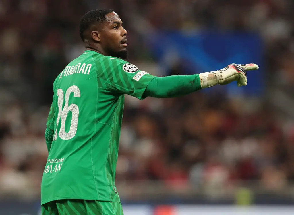 Milan avanza nell'offerta di rinnovo per Mike Maignan