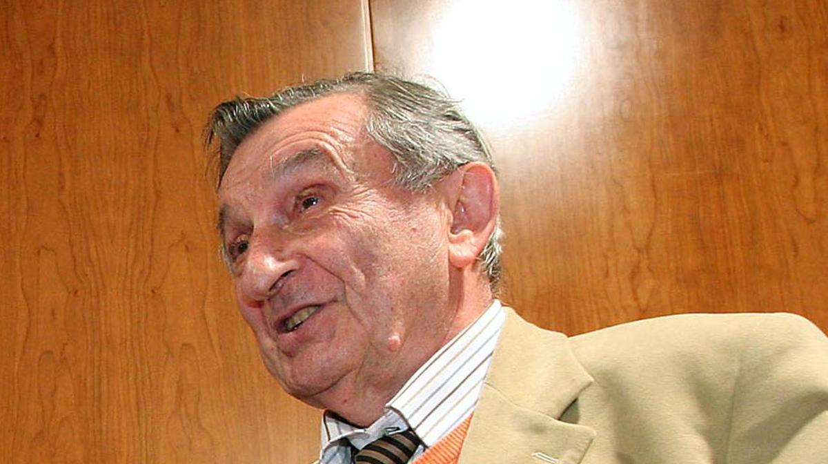 Morto Sergio Flamigni a 100 anni, il partigiano e senatore studioso del caso Moro