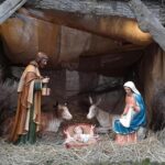 Polemiche sulla Natività alla Camera: assenti bue e asinello nel presepe di Natale