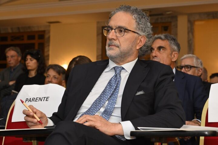 Raccolta firme per Renato Cortese, il superpoliziotto a rischio condanna di 4 anni