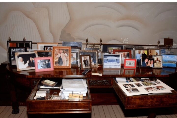 Riaperti al pubblico 119 documenti su Epstein dopo critiche al dipartimento di Giustizia