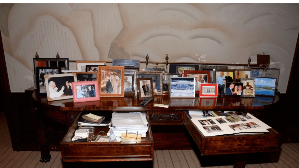 Riaperti al pubblico 119 documenti su Epstein dopo critiche al dipartimento di Giustizia