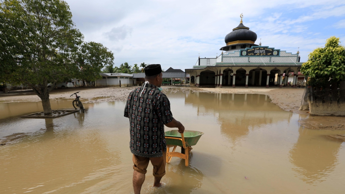 Ritiro dello studio sui costi del cambiamento climatico: polemiche e risposte dalla scienza