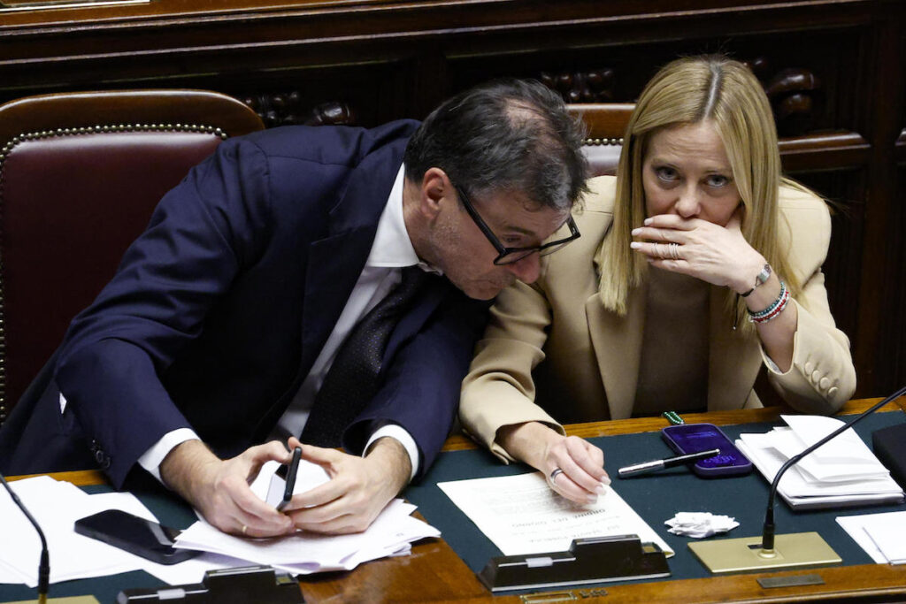 Ritocchi alla manovra del governo Meloni: pensioni, silenzio-assenso sul Tfr e nuove tasse