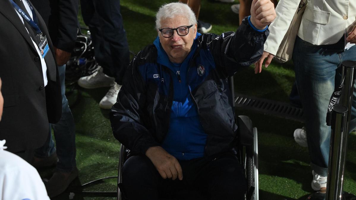 Sandro Giacobbe, il cantautore si è spento a 75 anni dopo dieci anni di battaglia contro il cancro