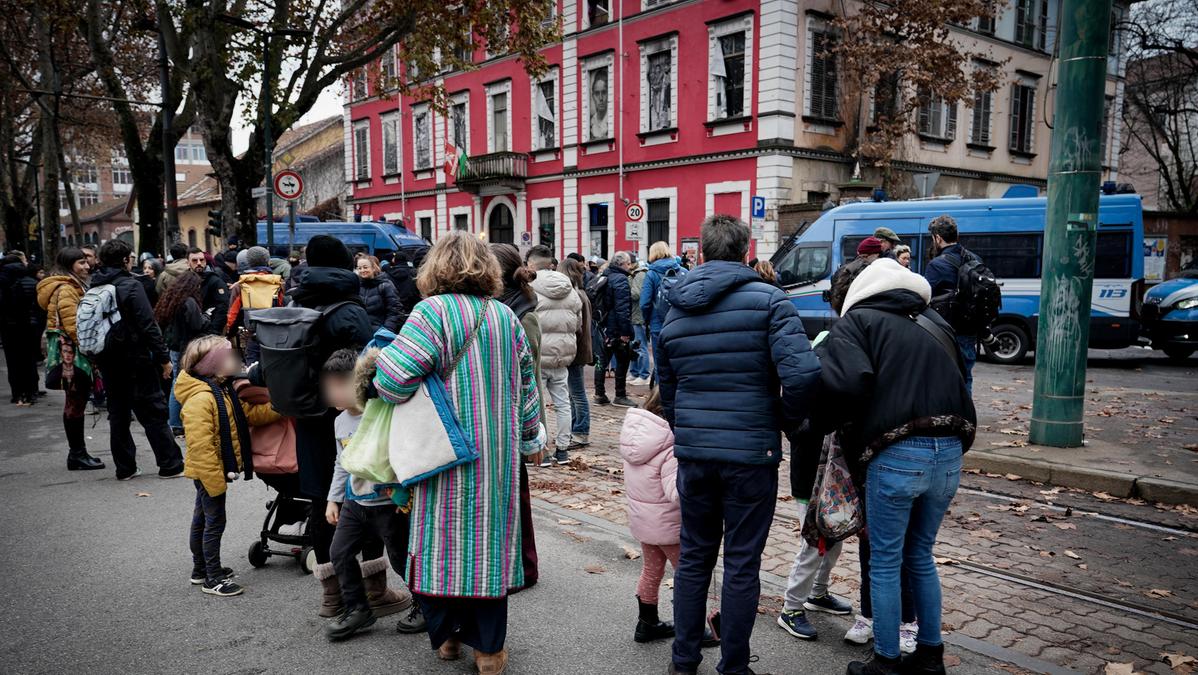 Sgombero di Askatasuna a Torino, il sindaco: “Il patto è cessato”