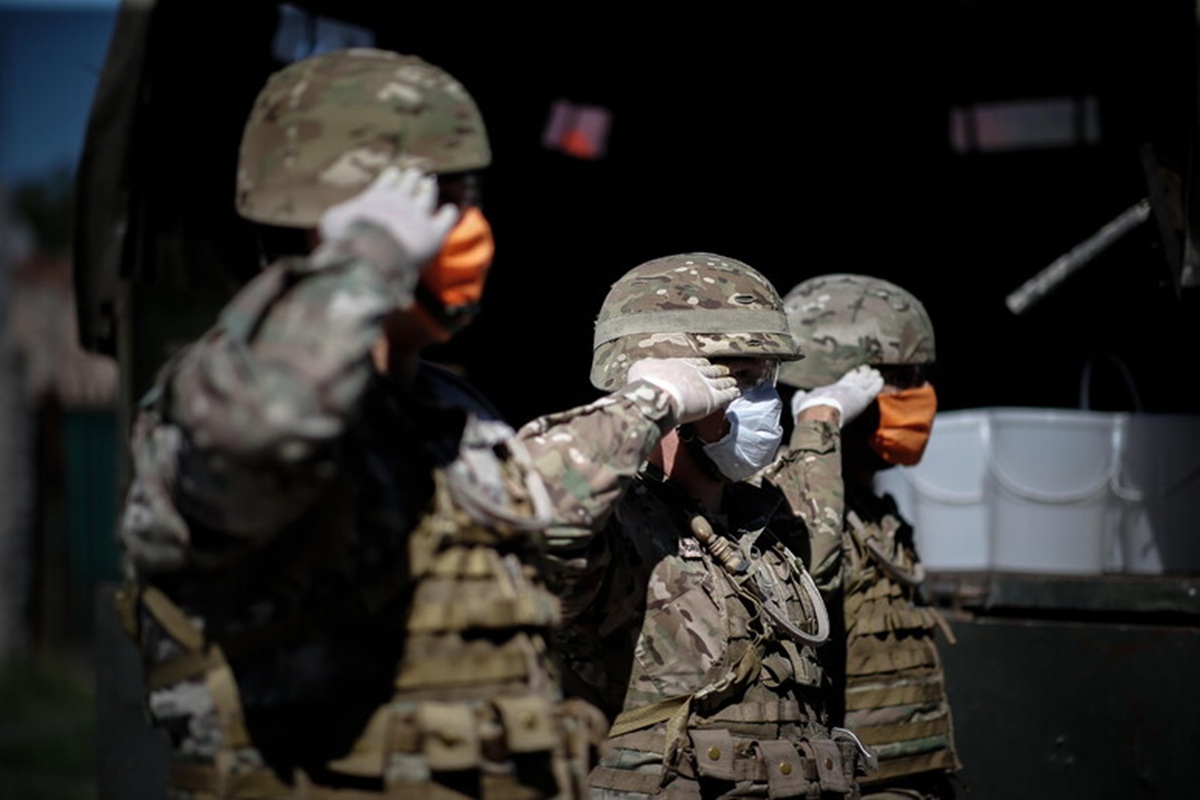 Sondaggio: il 45% degli italiani ritiene probabile lo scoppio di una guerra mondiale entro tre anni