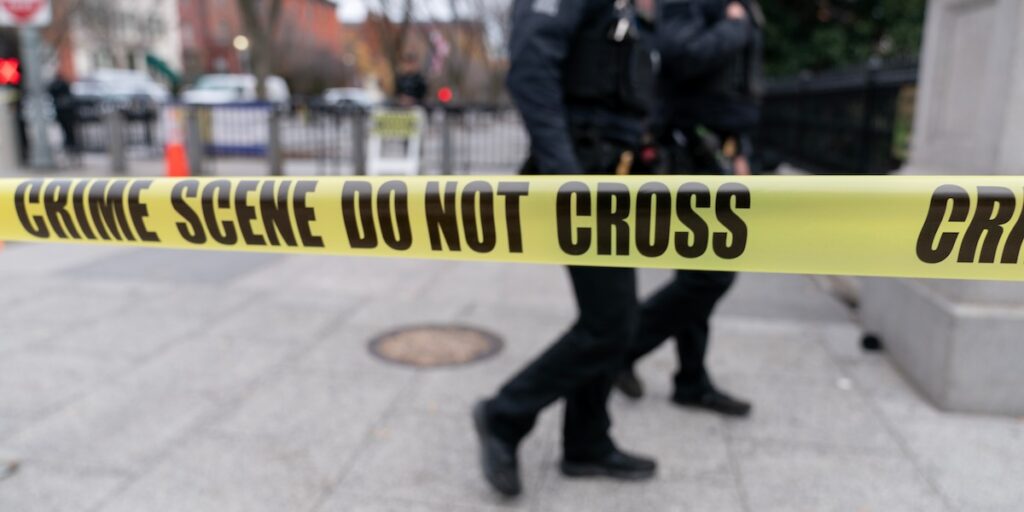 Sparatoria alla Kentucky State University: un morto e un ferito grave tra gli studenti