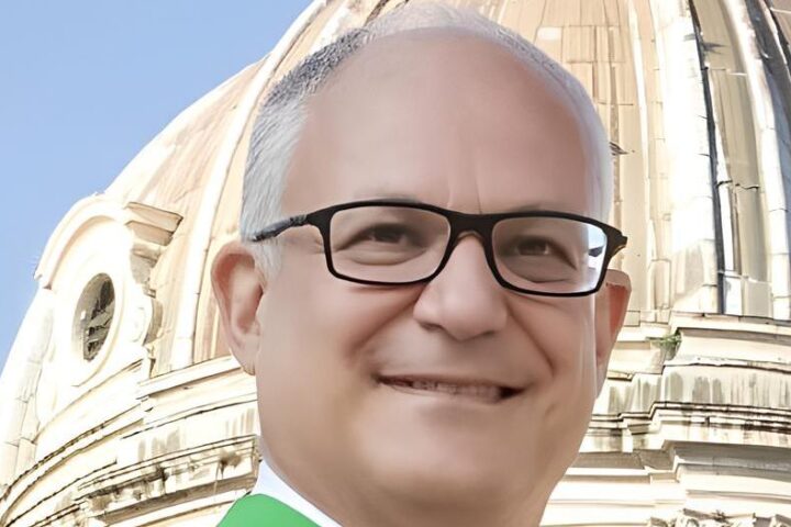 Stallo sulla manovra, rinviato il voto. Fondi certi per Roma Capitale nel nuovo emendamento