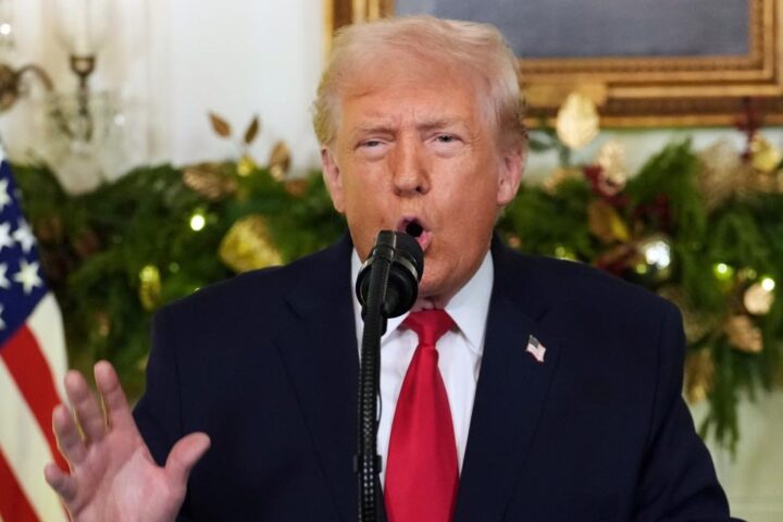 Trump annuncia un assegno da 1.776 dollari per 1,45 milioni di militari prima di Natale