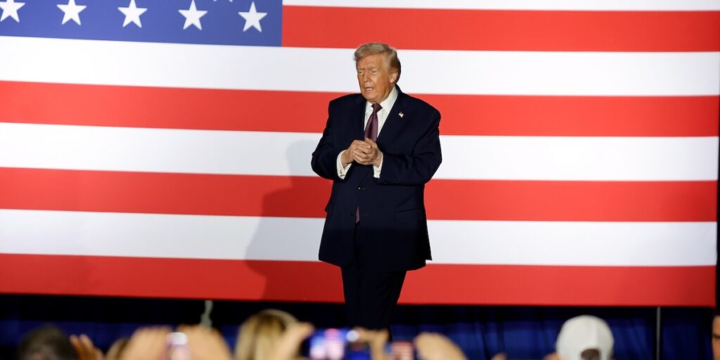 Trump sospende la lotteria delle green card dopo la sparatoria alla Brown University