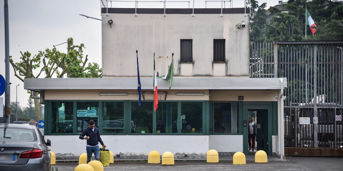 Un detenuto evaso dal carcere di Milano Opera segando le sbarre e calandosi con lenzuola