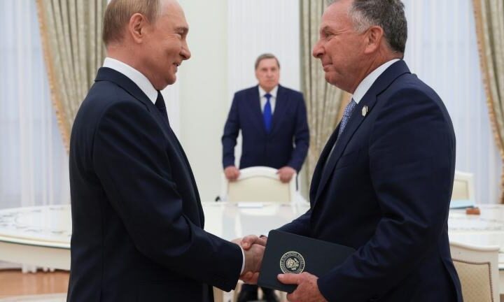 Witkoff al Cremlino: un incontro decisivo per la pace in Ucraina