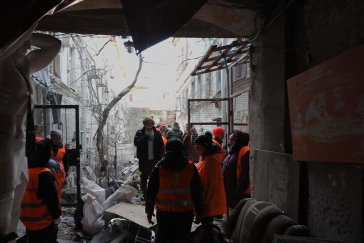 Witkoff incontra Zelensky a Berlino per discutere il piano di pace per Ukraina