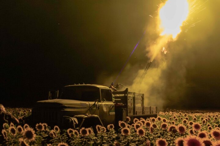 Zelensky fa un passo indietro sulla Nato, l'Italia pronta a garantire sicurezza all'Ucraina?