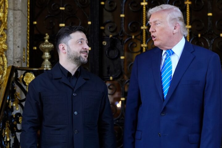 Zelensky incontra Trump a Mar-a-Lago per discutere piano di pace in Ucraina