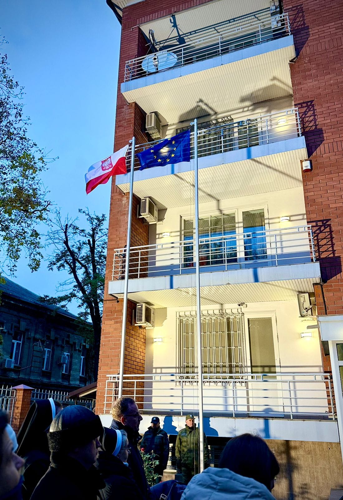 Il consolato polacco a Odessa danneggiato da un attacco russo