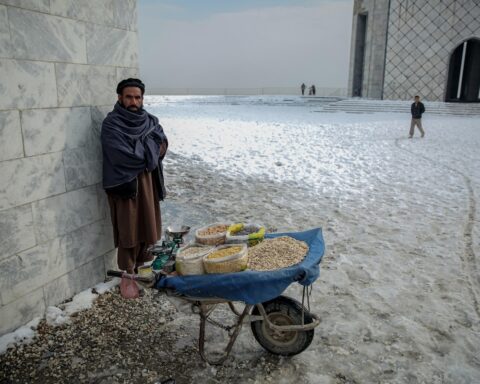 61 morti in Afghanistan a causa di forti piogge e nevicate nelle ultime 72 ore