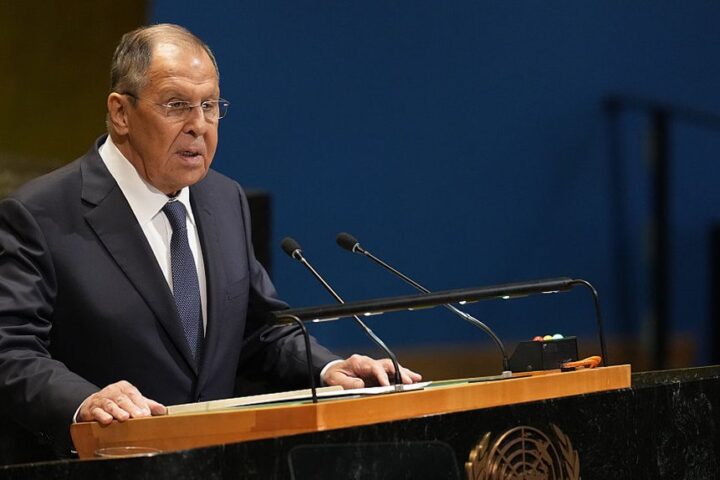 Lavrov accusa Europa e NATO di prepararsi a una guerra contro la Russia