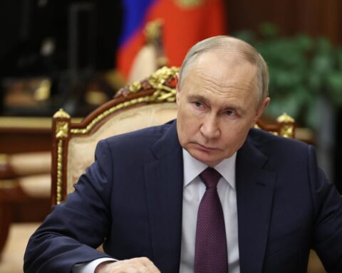 Il Cremlino subordina la pace a concessioni territoriali e non intende fermare la guerra