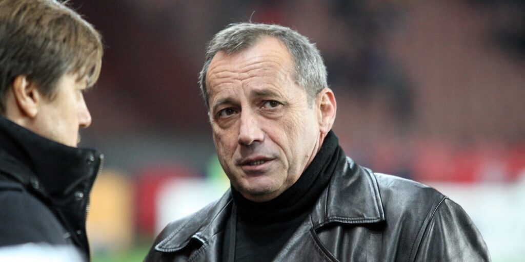 Alain Orsoni, ex esponente nazionalista corso, ucciso durante il funerale della madre in Corsica