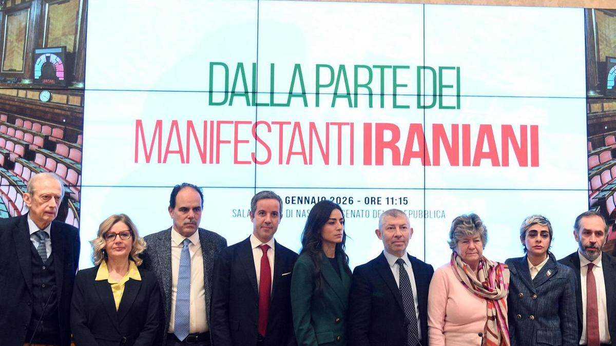 Approvata la mozione bipartisan per l'Iran, ma il Movimento 5 Stelle si astiene
