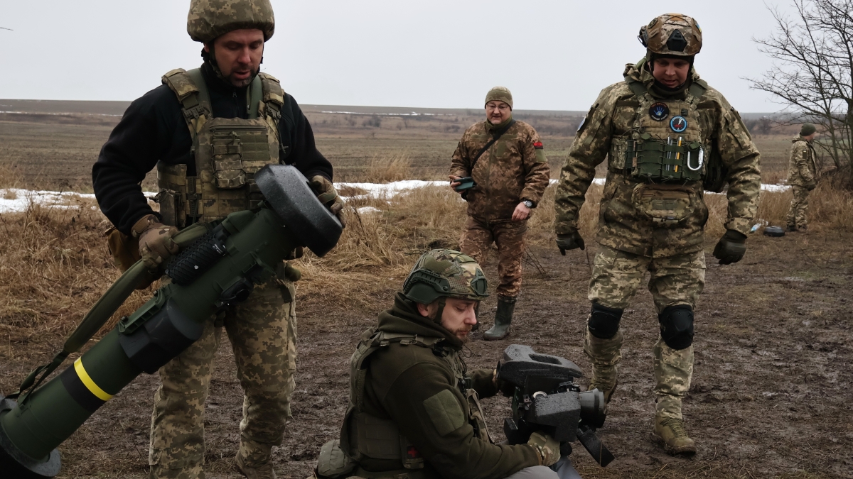 Attacchi russi in Ucraina: esplosioni a Kiev e Leopoli durante la notte