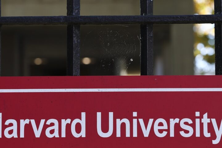 Aumento marginale degli studenti stranieri ad Harvard nonostante le restrizioni di Trump