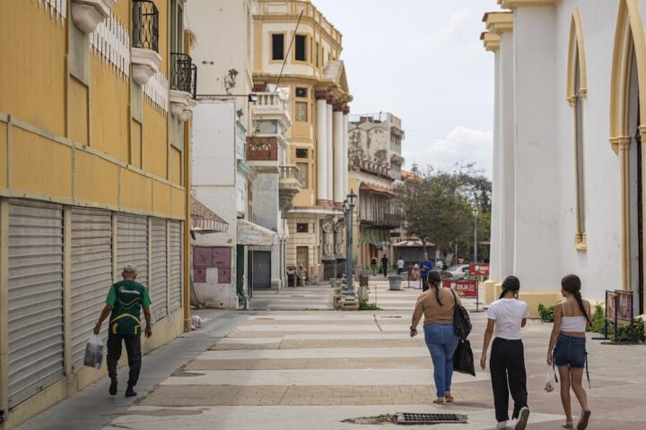 Cambiamento di presidente in Venezuela, ma continua la repressione del regime