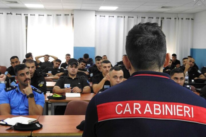 Carabinieri fermati da presunto militare israeliano in Cisgiordania, scoppia un caso diplomatico con Israele