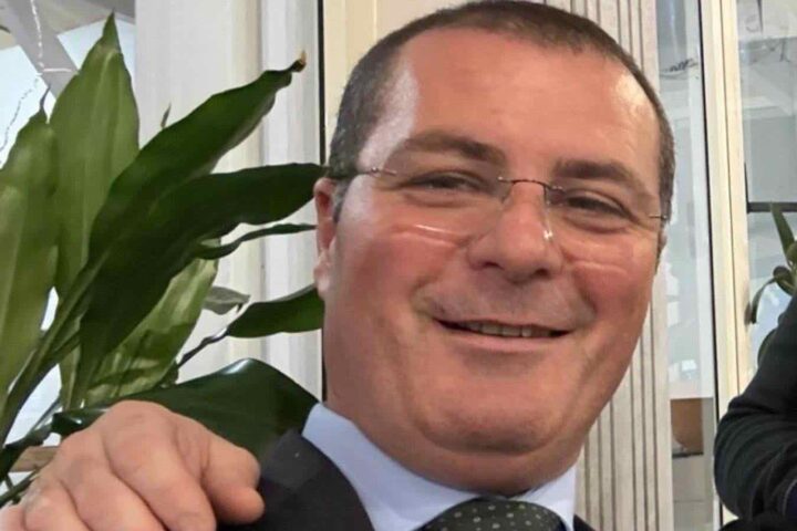 Chiesto l’arresto del consigliere campano Giovanni Zannini, indagato per corruzione
