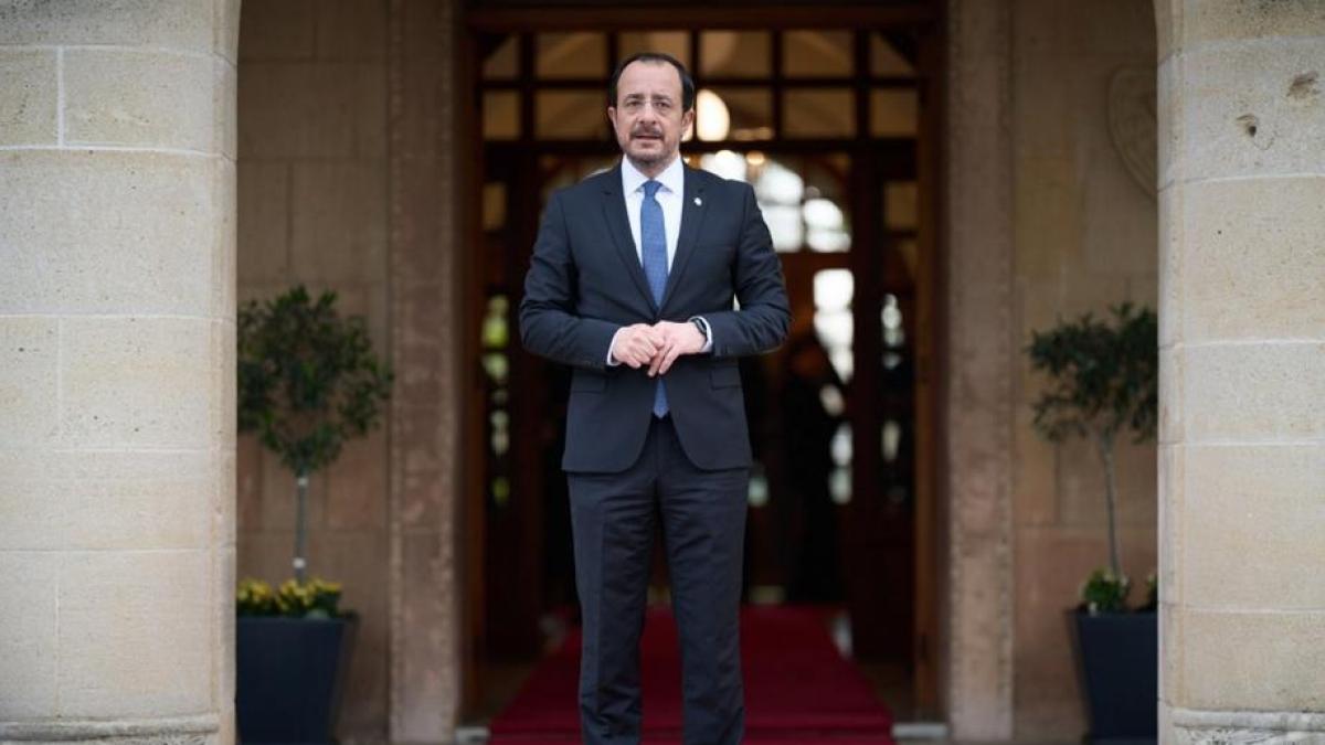 Cipro, scandalo di corruzione travolge la presidenza Ue: dimissioni di Charalambous e accusa di guerra ibrida