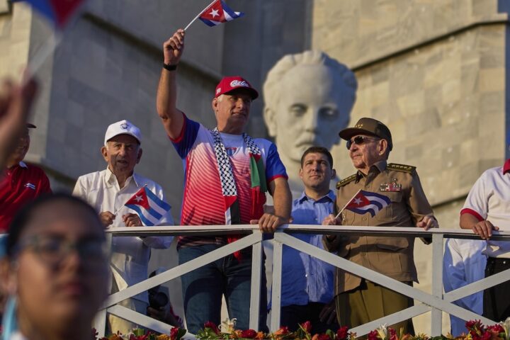 Cuba minacciata dagli Stati Uniti dopo l'attacco al Venezuela e la cattura di Maduro