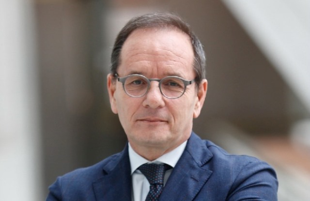 Giuseppe Manzo è il nuovo ambasciatore d'Italia in Turchia, con un focus su dialogo e stabilità