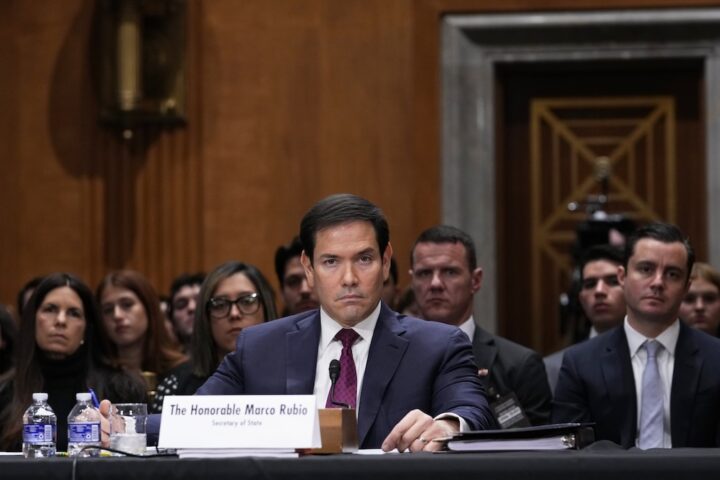 Gli Stati Uniti gestiscono il petrolio del Venezuela dopo la cattura di Maduro