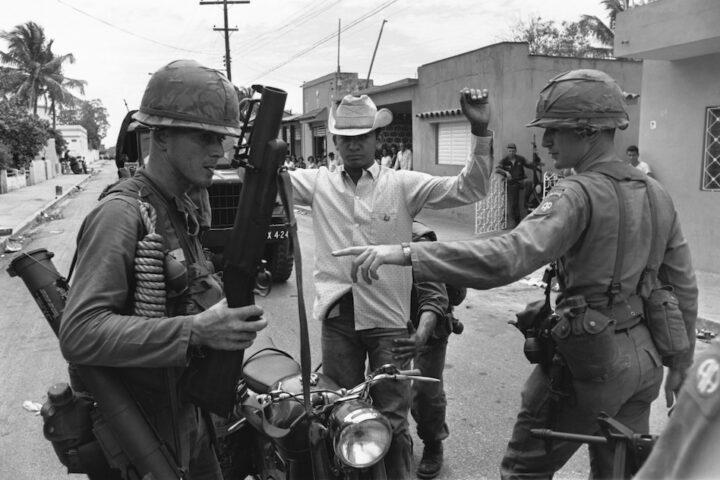 Gli Stati Uniti proseguono interventi militari in America Latina, catturato il presidente venezuelano Nicolás Maduro