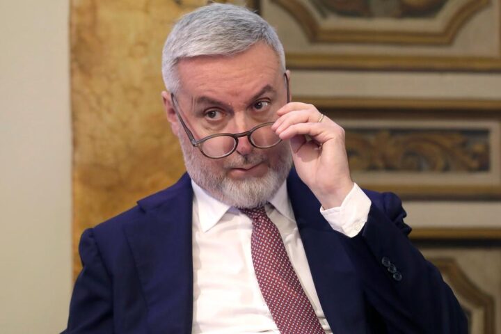 Guerini: “Maduro è un dittatore, ma Trump indebolisce il diritto internazionale”