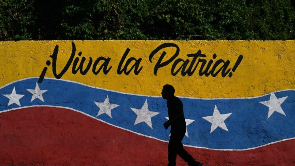 Hugo Carvajal, ex capo dell'intelligence venezuelana, si dichiara colpevole di narcotraffico e testimonierà contro Maduro