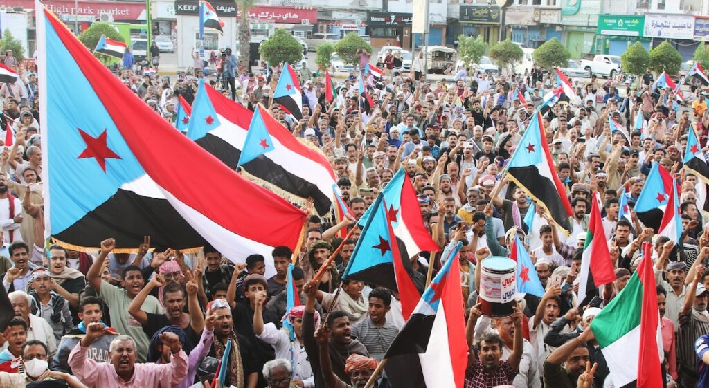 I separatisti yemeniti del sud annunciano una Costituzione e piano di indipendenza entro due anni