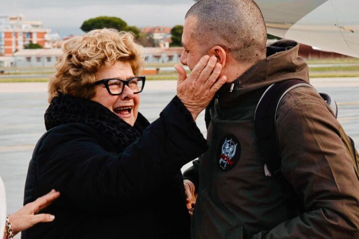 Il coraggio di Armanda: da madre ad attivista per la libertà del figlio detenuto in Venezuela