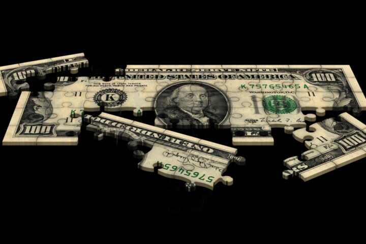 Il crollo del dollaro e le ripercussioni per l'Europa: opportunità e rischi nel contesto attuale