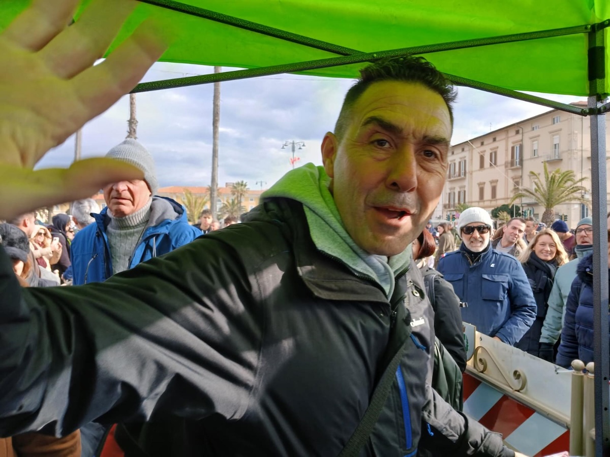 Il malcontento di Vannacci per il manifesto moderato della Lega e il dibattito sui diritti civili