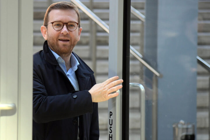 Il Pd partecipa alla manifestazione a Roma il 21 gennaio, ma il centrosinistra è diviso sulla risoluzione bipartisan