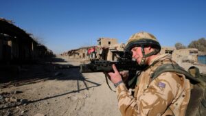 Il principe Harry critica Donald Trump: «Rispetto per i morti e feriti in missione Nato in Afghanistan»