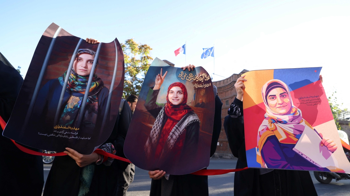 Iran, almeno 65 morti e oltre 2300 arresti nelle proteste, Khamenei alza l'allerta