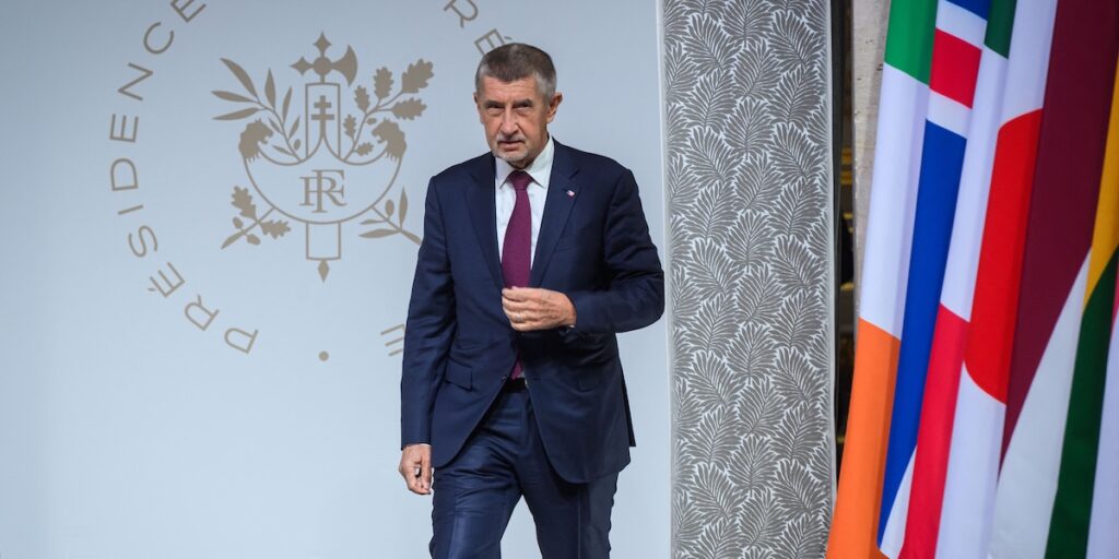 La Cechia conferma il suo programma di acquisto di munizioni per l'Ucraina nonostante le promesse elettorali di blocco