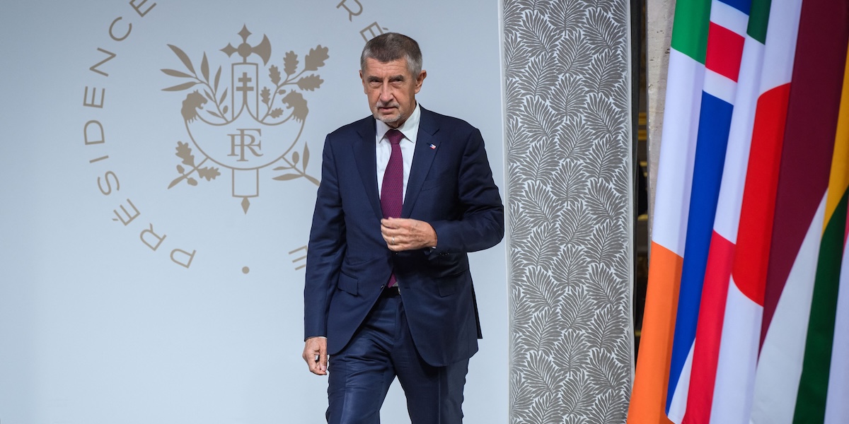 La Cechia conferma il suo programma di acquisto di munizioni per l'Ucraina nonostante le promesse elettorali di blocco