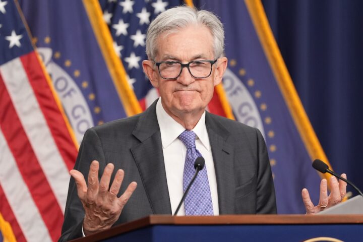 La Federal Reserve mantiene i tassi di interesse fermi dopo tre riduzioni consecutive
