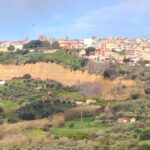 La frana di Niscemi in Sicilia: un evento storico con sfollamenti e preoccupazioni per la stabilità del territorio