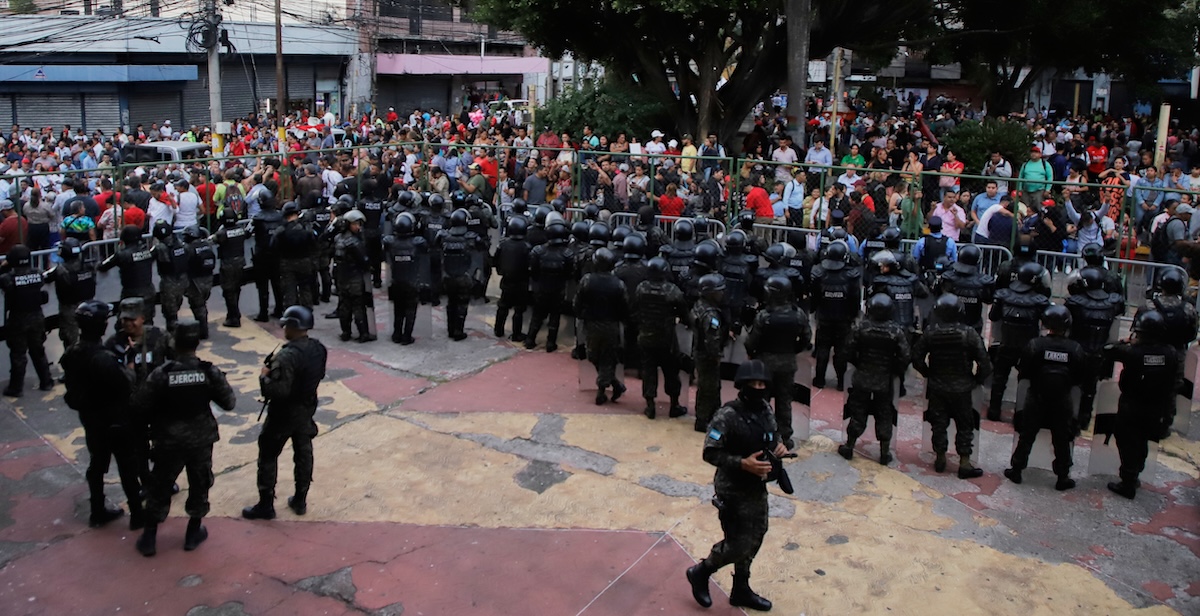 La presidente dell'Honduras richiede riconteggio dei voti delle presidenziali di novembre